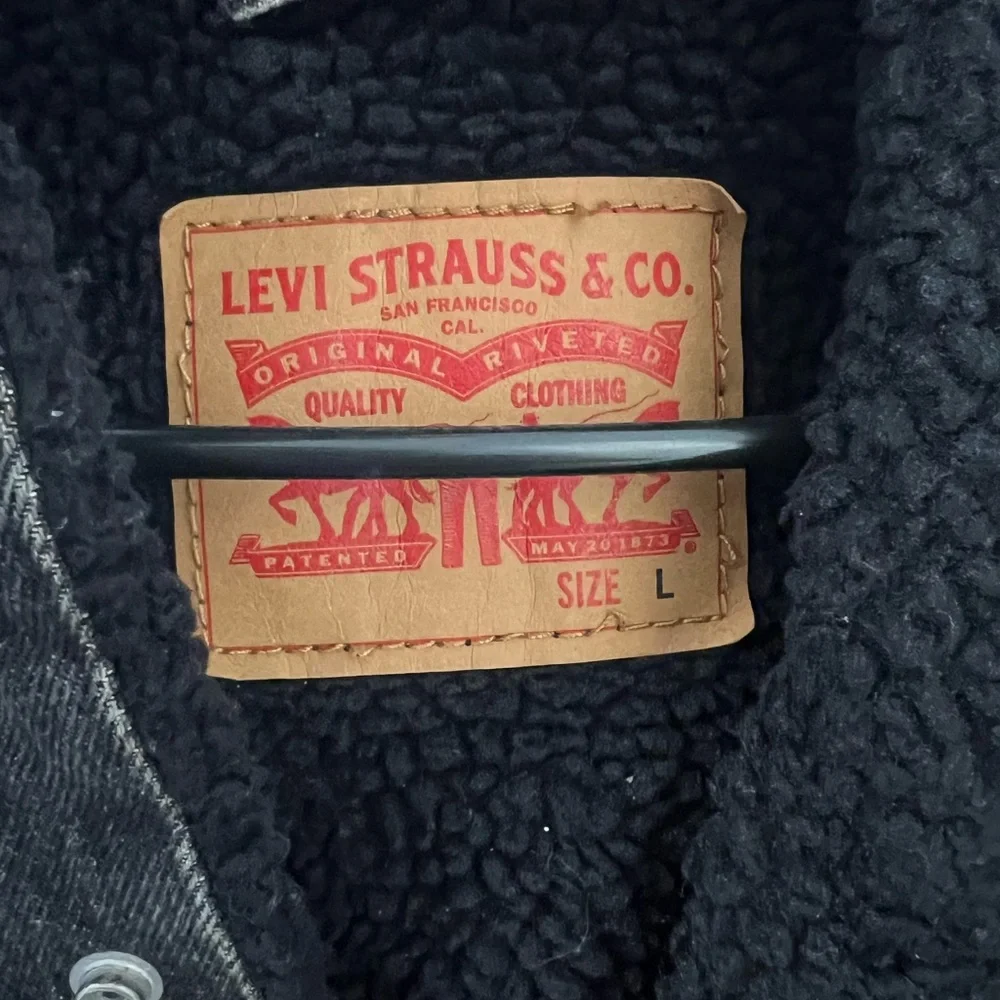 Jacket - Picture 2 of 3